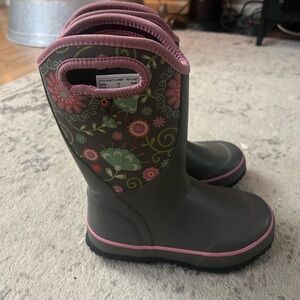 LL Bean Bog boots girls size 13
